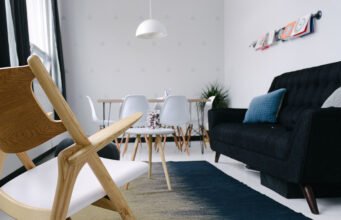 How Internet Providers Get Around War Zones