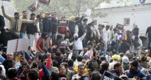 Atishi Row AAP Workers Protest Outside Jalandhar Cantt MLA Pargat Singh’s House After FIR Atishi row AAP protest in Jalandhar