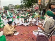 Tension mounts in Faridkot as farmers protest enters Day 2; traffic crippled – The Tribune Tension mounts in Faridkot as farmers protest enters Day 2; traffic crippled - The Tribune