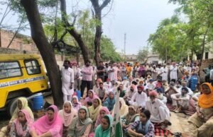 Villagers gherao police station over ‘disputed’ land in Bathinda – The Tribune Villagers gherao police station over ‘disputed’ land in Bathinda - The Tribune
