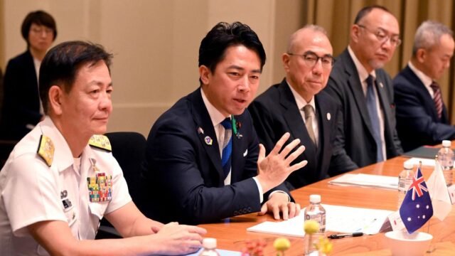 Australia, Japan sign contracts to start $7 billion warship deal