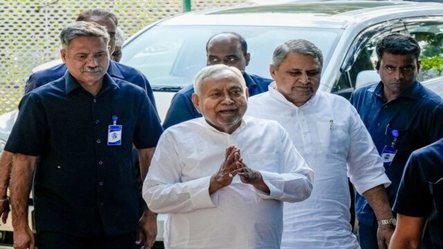 Bihar CM News LIVE Updates: Nitish Kumar To Resign From Bihar CM News LIVE Updates: Nitish Kumar To Resign From CM Post Today After Final Cabinet Meeting