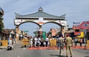 Chaos on highways leading to Himachal as protestors block key roads over entry tax – The Tribune Chaos on highways leading to Himachal as protestors block key roads over entry tax - The Tribune