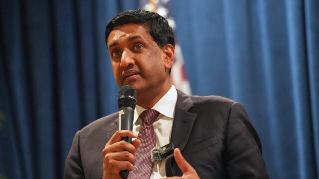 Democrats slam Trump for amplifying 'racist trash' on social media