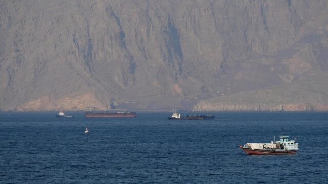 Iran says final deal still far off as Strait of Hormuz remains closed