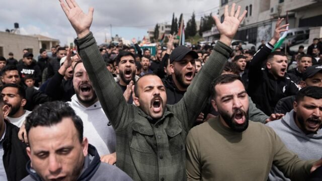 Israeli Army fire kills Palestinian teen in West Bank