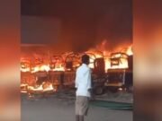 Massive Fire Engulfs Eight Auto-Rickshaws In Ghatkopar East, No Injuries Reported Lucknow Super Giants vs Delhi Capitals Live Score: IPL 2026 Match Today Updates From Ekana Stadium. (Picture Credit: X/@IPL)