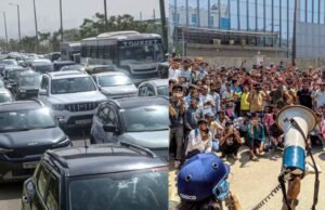 Noida Protest News Live Updates: Over 100 Arrested, Multiple FIRs Filed; CM Yogi Forms Panel To Probe Workers’ Protest Noida Protest News Live Updates: Over 100 Arrested, Multiple FIRs Filed; CM Yogi Forms Panel To Probe Workers’ Protest