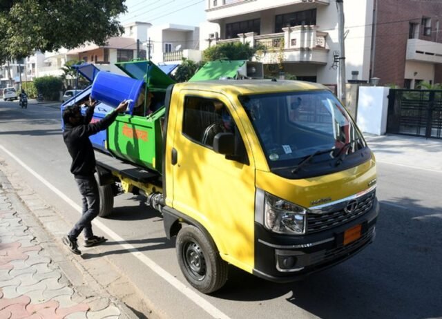 Segregate or pay fine: MC Chandigarh makes 4-bin waste system Segregate or pay fine: MC Chandigarh makes 4-bin waste system mandatory, strict challans to follow - The Tribune