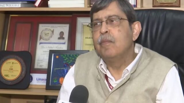 Follow DC Vs RCB live.(Creimas)