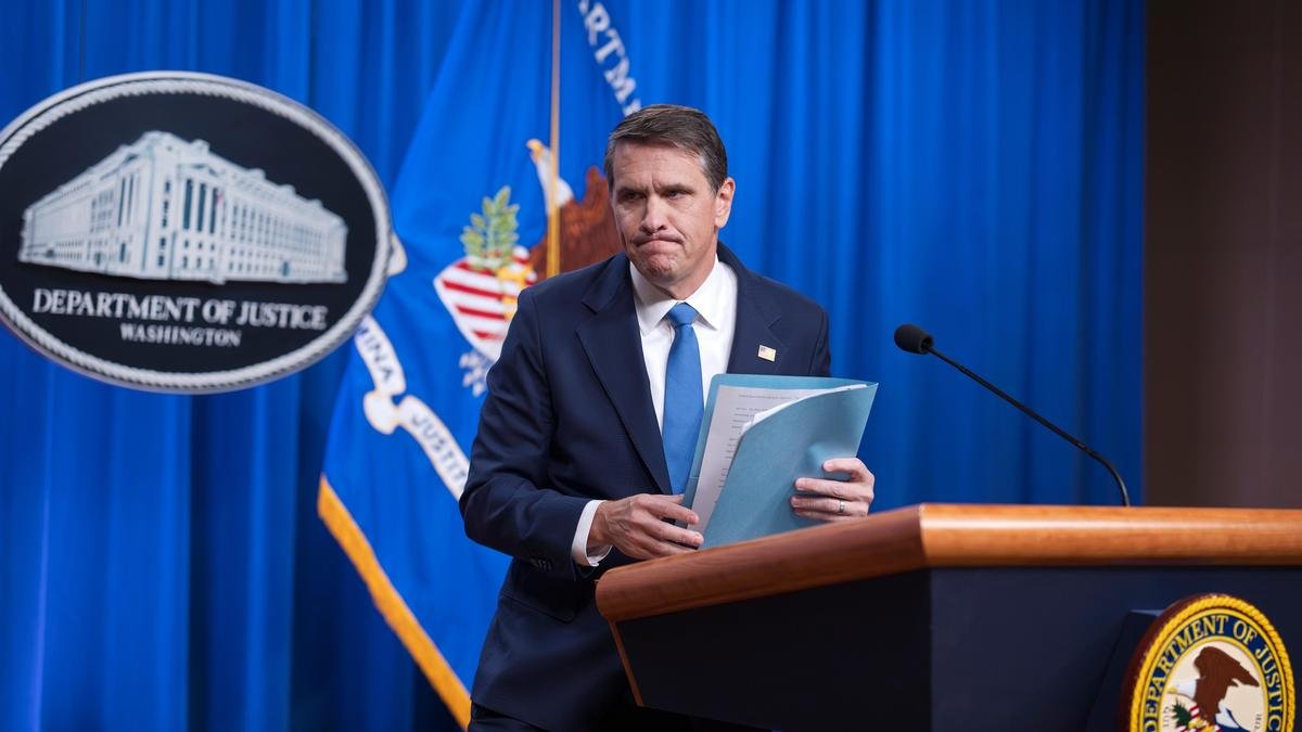 Who is Todd Blanche, the former Trump lawyer who’s the President’s pick for acting attorney general