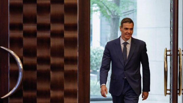 Xi calls for closer ties with Spain in face of global 'chaos'