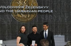 Zelenskyy receives international prize honouring his and Ukraine’s courage and resilience Zelenskyy receives international prize honouring his and Ukraine’s courage and resilience