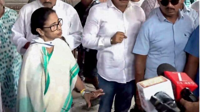 MI vs SRH Live Score, IPL 2026: Follow Scorecard and match updates from Wankhede Stadium in Mumbai. (Picture Credit: Creimas)