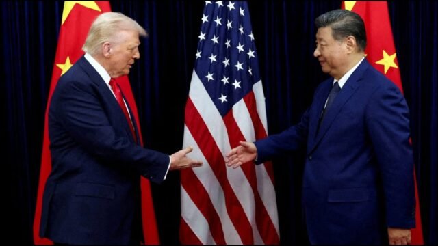 Trump received a red carpet welcome by China at Beijing airport. 