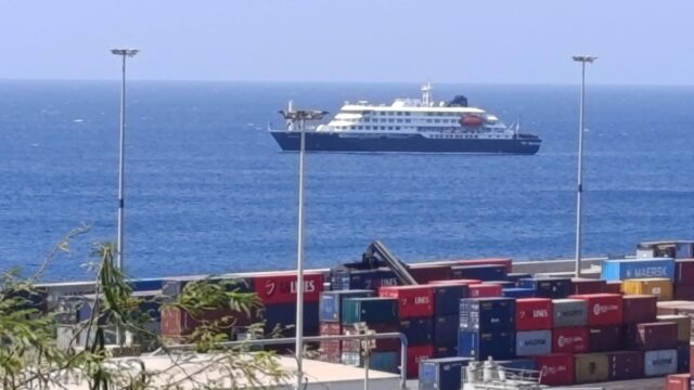 Hantavirus outbreak: Seven cases confirmed or suspected on stranded cruise ship