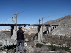 Iran turns bombed Karaj Bridge into a symbol of resistance Iran turns bombed Karaj Bridge into a symbol of resistance