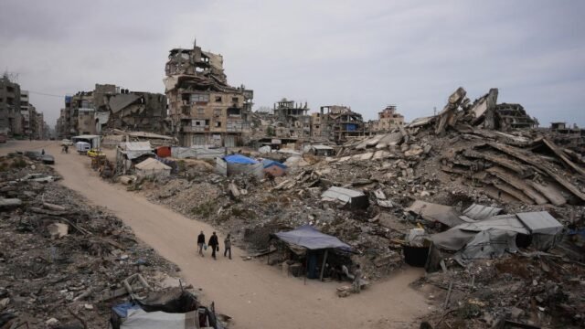 Israel targets top Hamas militant leader in Gaza strike