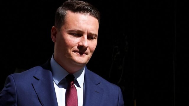 Starmer’s rivals take steps towards a contest for his post