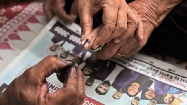 West Bengal Re-Poll LIVE Updates:  Repolling To Begin At 7 AM Across 15 Booths In 2 Constituencies