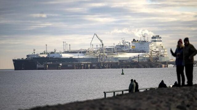 Yemen says oil tanker hijacked off Shabwa coast, heads towards Somali waters